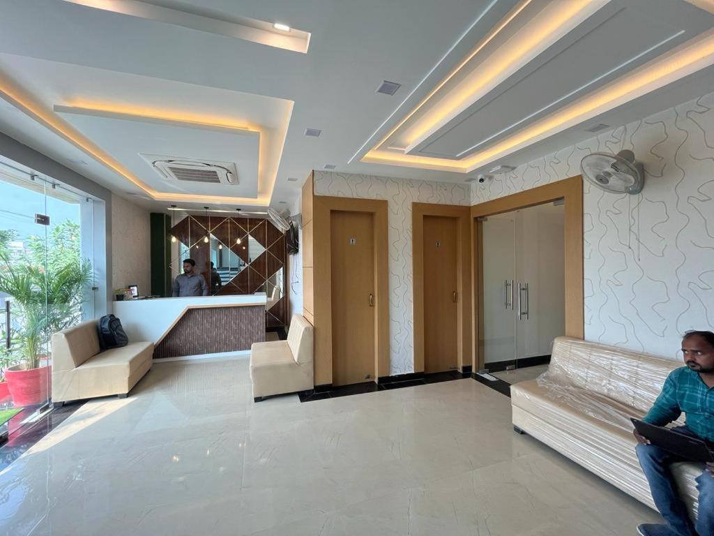 Hotel Royal Casa Lucknow Exterior photo